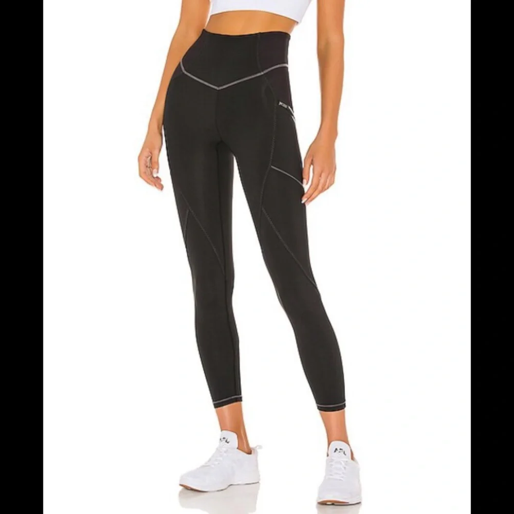 Free people movement black cross the line leggings high rise workout SZ M